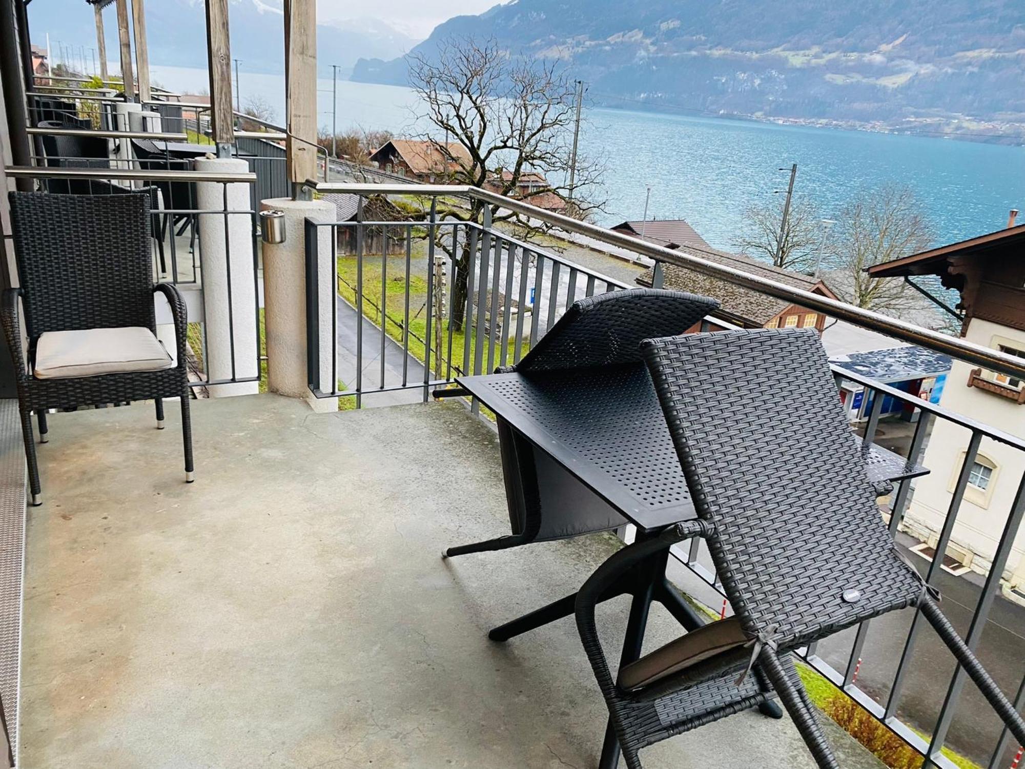 Lake View Residence Niederried bei Interlaken Exteriör bild